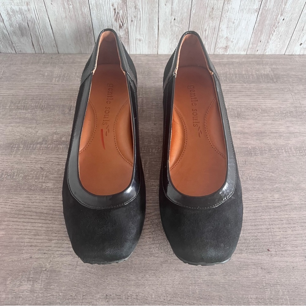 Gentle Souls Women’s Flats Size 7.5